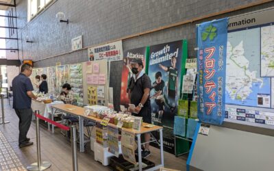 赤穂市障がい者就労施設による拡大版ロビー販売会　牟礼市長にもラスクご購入頂きました。👍