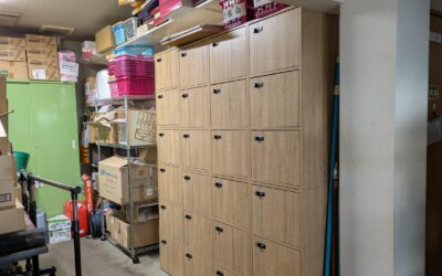 公益財団法人姫路十字会から、「「利用者さん用のロッカー」、備品等の「収納棚」等をご助成頂きました。🌸😊